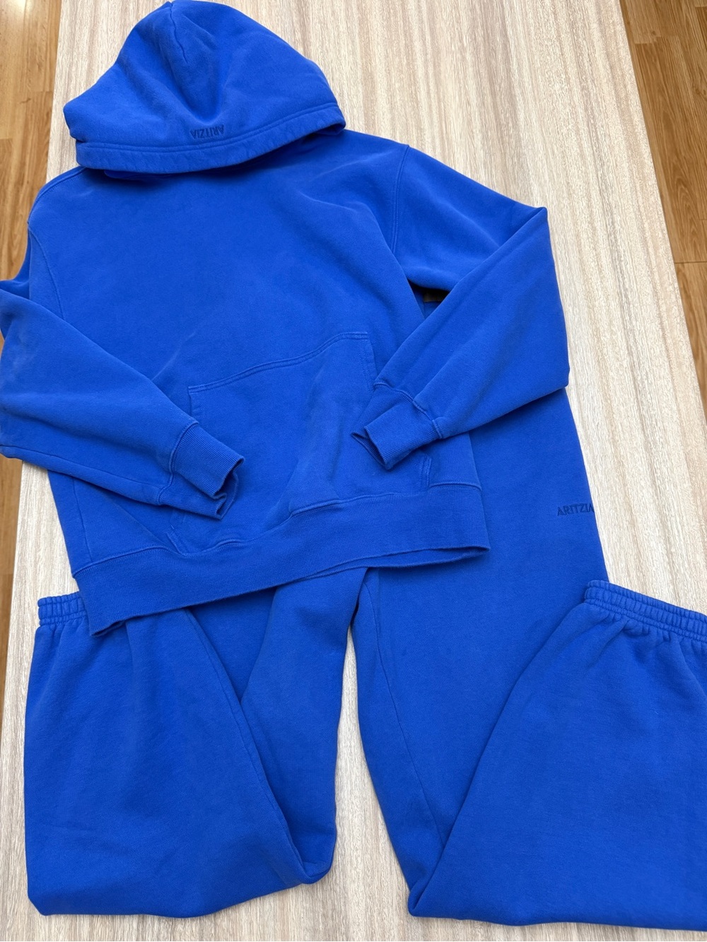 Aritzia Sweatfleece Set Both Size Small Women’s in Jazz Blue